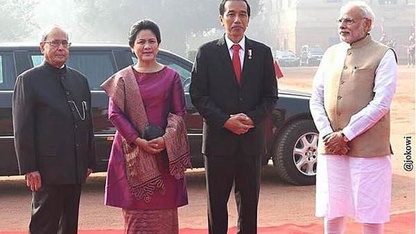 Ibu_iriana_jokowi_di_india.jpg Ibu_iriana_jokowi_di_india.jpg