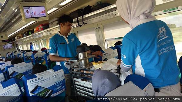 ninaindo-ninalifeindo-indonesiatrain-kai (20).jpg ninaindo-ninalifeindo-indonesiatrain-kai (20).jpg