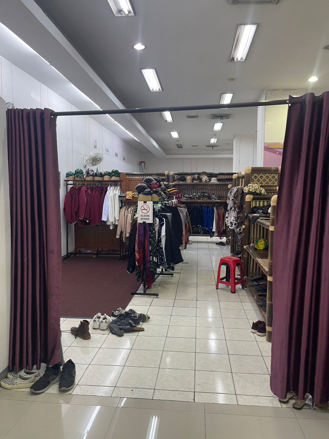 【2023日惹輕旅】拍出質感IG照 印尼傳統服飾Kebaya Photo Shoot - 第8張圖 【2023日惹輕旅】拍出質感IG照 印尼傳統服飾Kebaya Photo Shoot